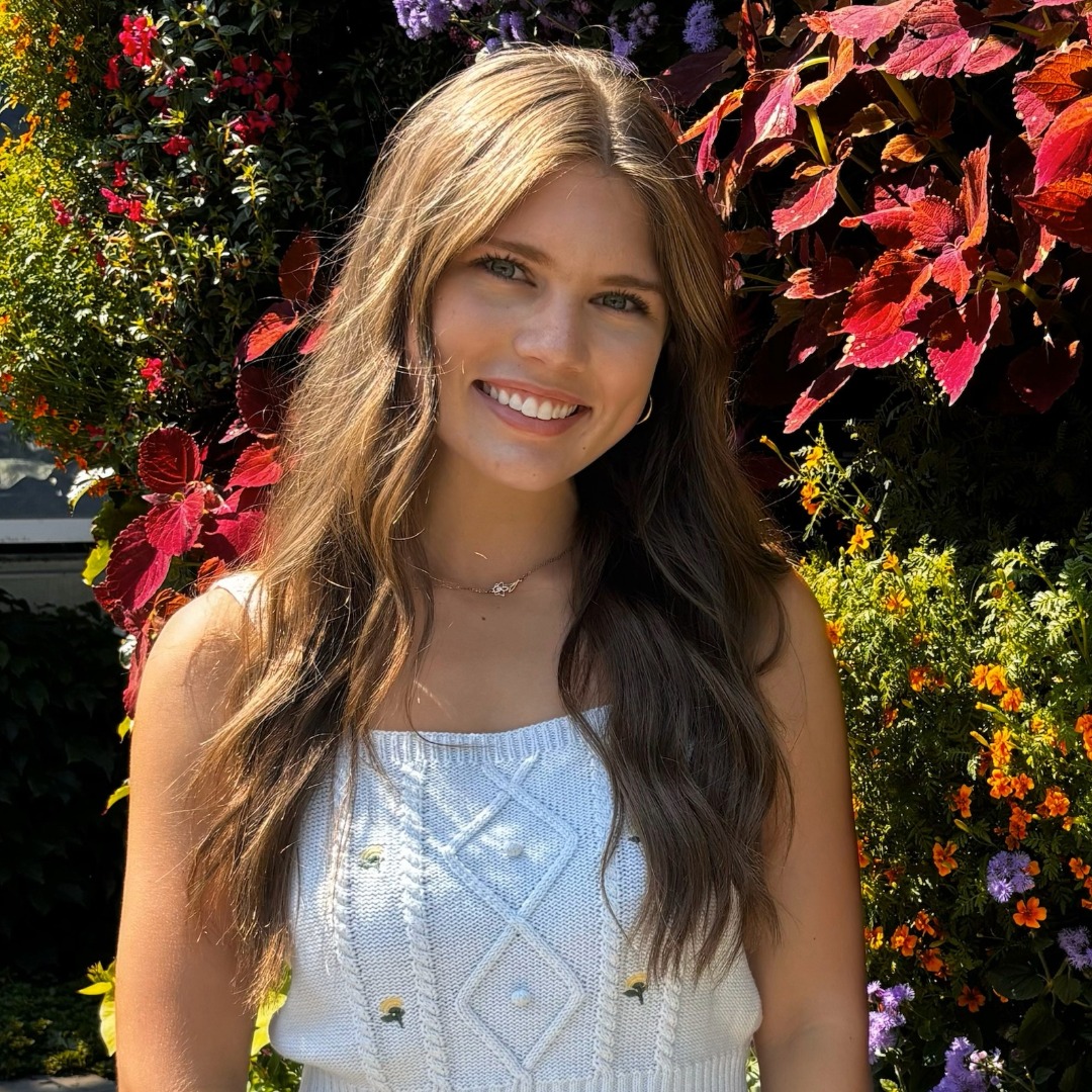 Heartland Bank Announces the 2025 Zearing Scholarship Recipients 1 Abigail picture 1