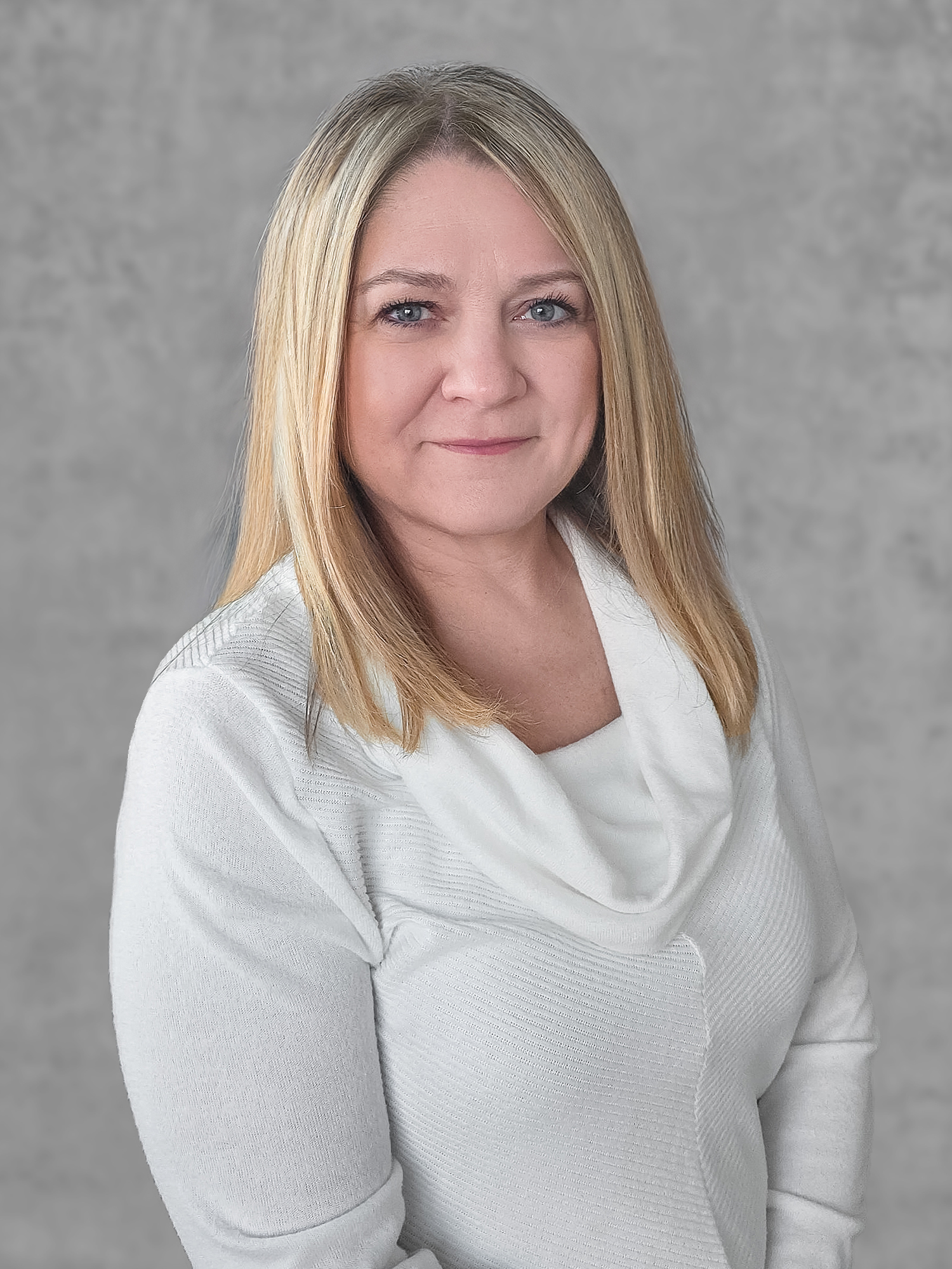 Angie Handley Promoted to Retail Manager 1 Angie Handley 300ppi 1500x2000 2025 12 18
