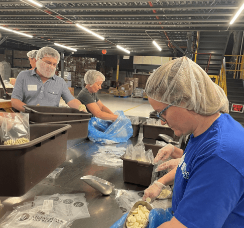 Community Matters 5 Community Matters Midwest Food Bank